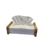 جا دستمال جعبه ای اکرولیک پاپا